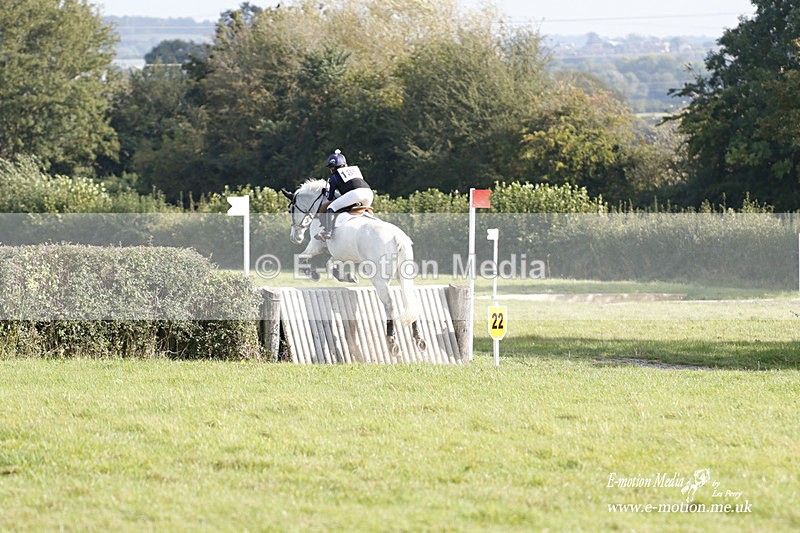  WWHT 171021 3333 - Intermediate (0.90m)  17/10/21