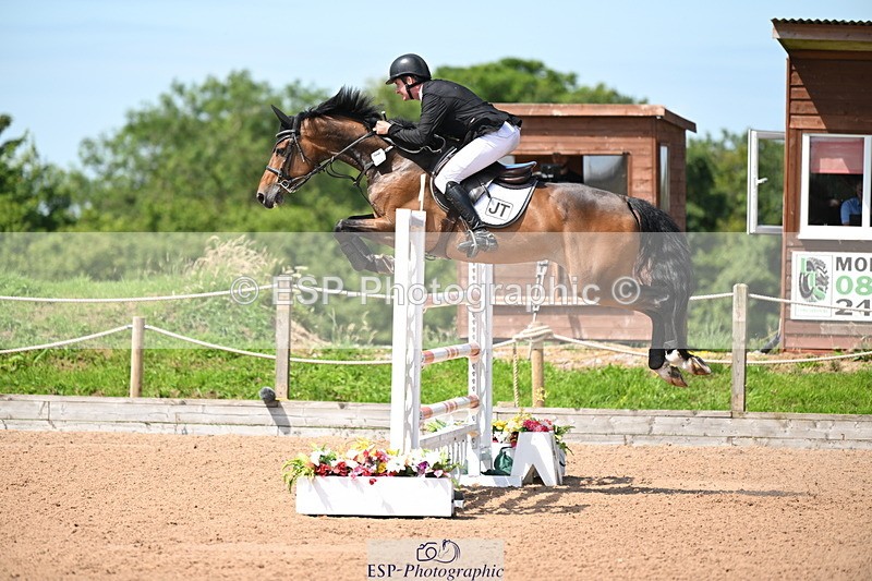 240718A-115333-04908 - Cls 1, 3 Star Small Tour 1.35m