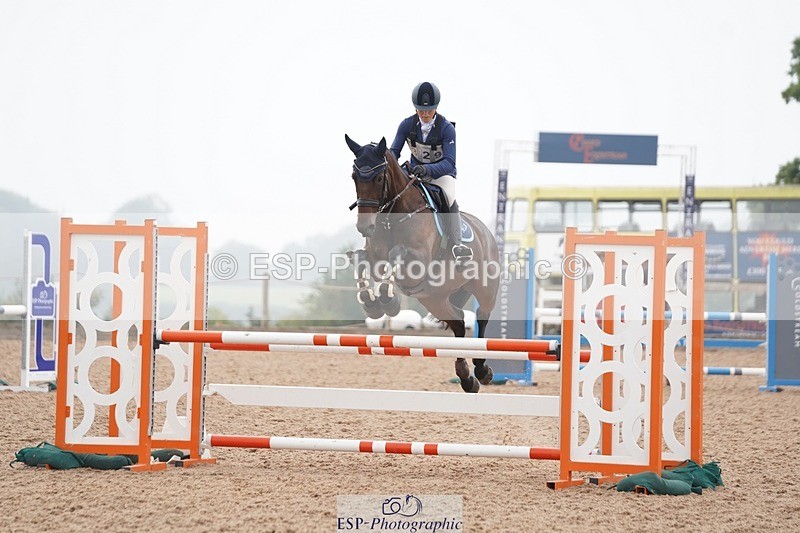 240901A-125424-07609 - 329-Hanna.Bertorelli-BWTH.CLASSIC.CUT