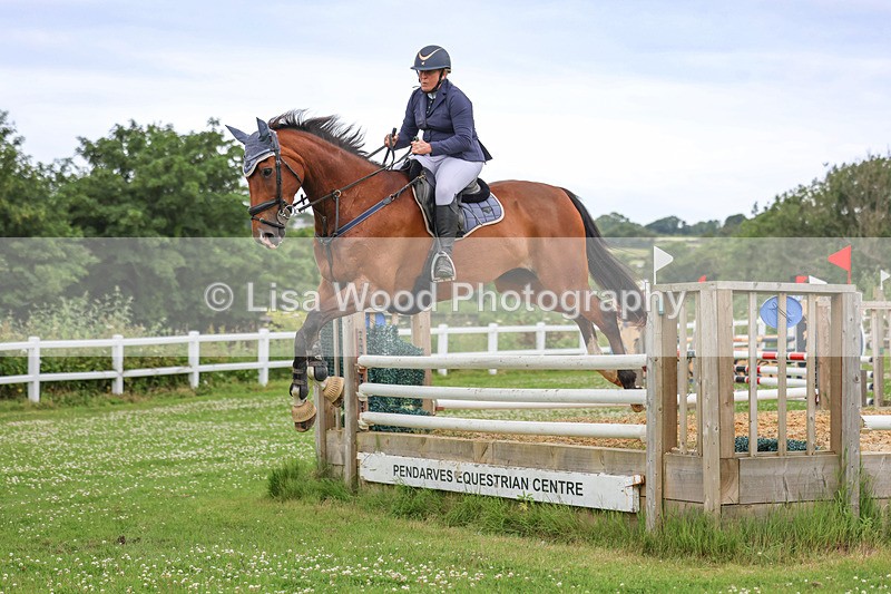 3E7A3942 - Class 6: Hawkins Motors Senior 1.00m Derby