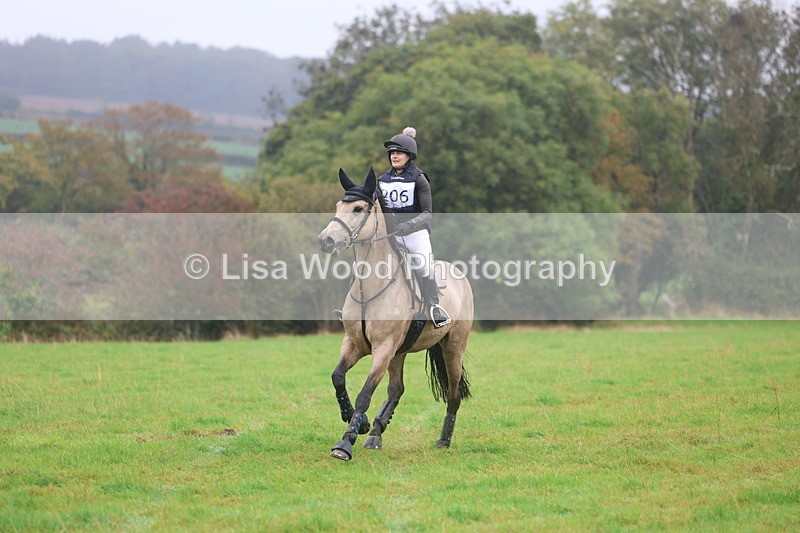 3E7A1149 - Class 2: 70cm: Half Roll Top