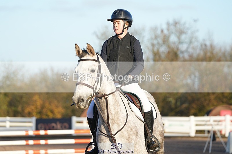 251108-083403-01773 - Cls 9 British Novice and 90cm Open