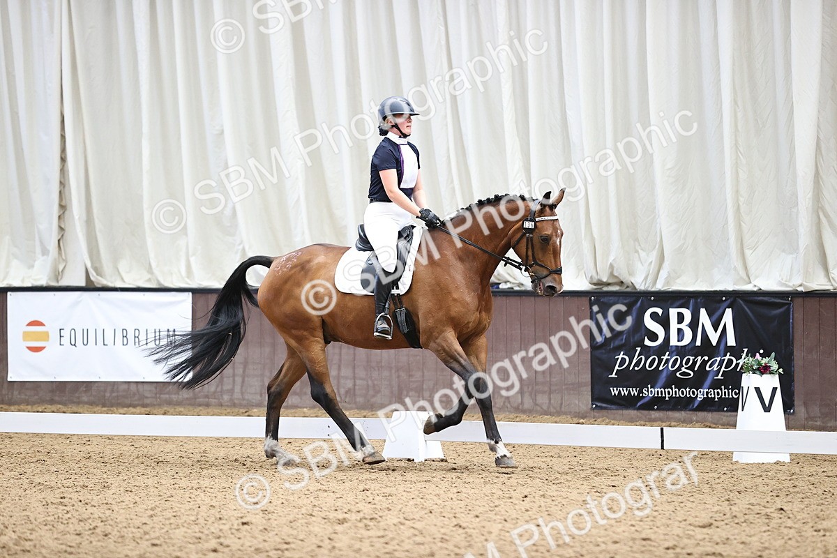 SBM_001878 - Novice 4 - 11.15-13.22