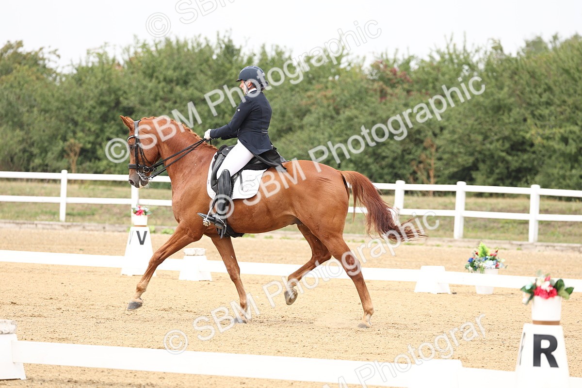 SBM_007030 - Class 9 - FEI INT I - 13.37-14.33