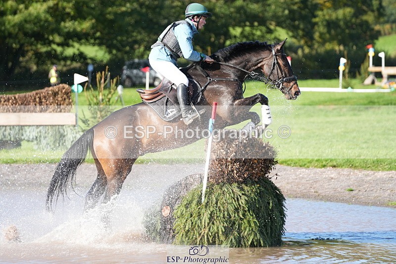 251024A-115121-08510 - B-121-Patrick.Whelan