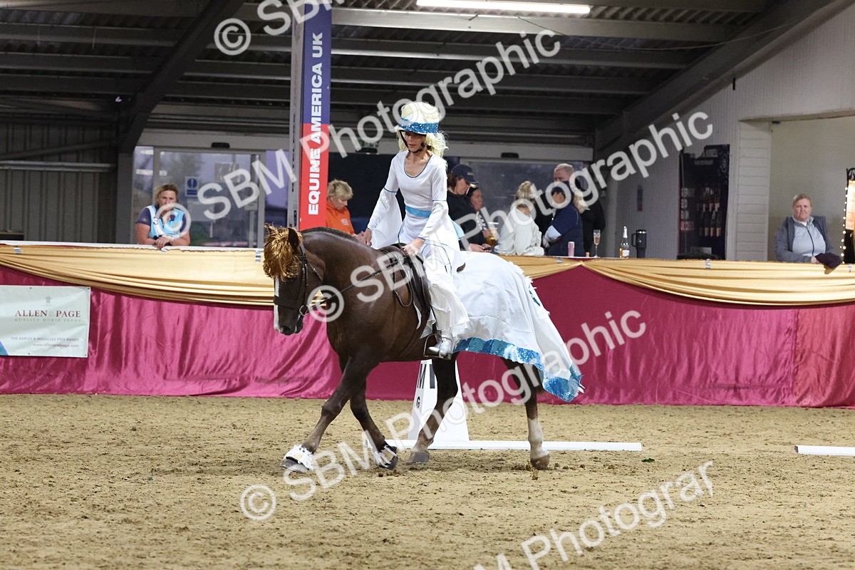 SBM_10325 - Class 52 Strictly Fancy Dress-Age