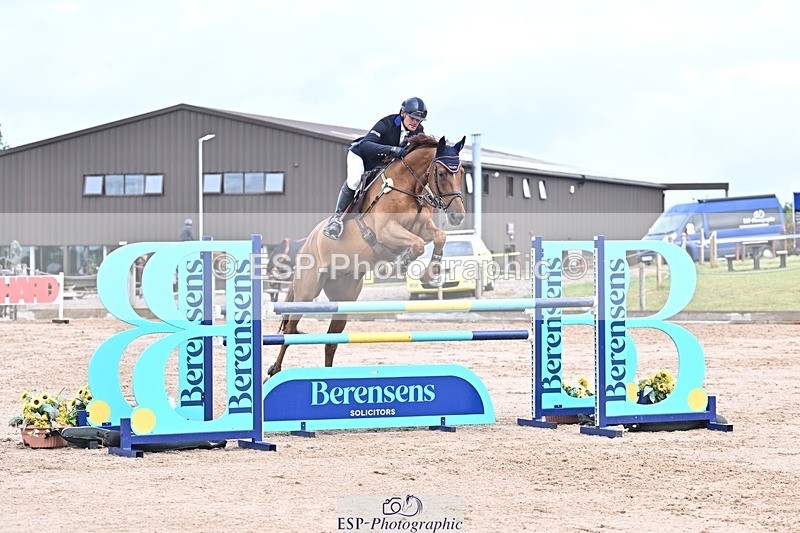 250731-102644-00367 - Cls 02 Snr Fox 1st Rnd