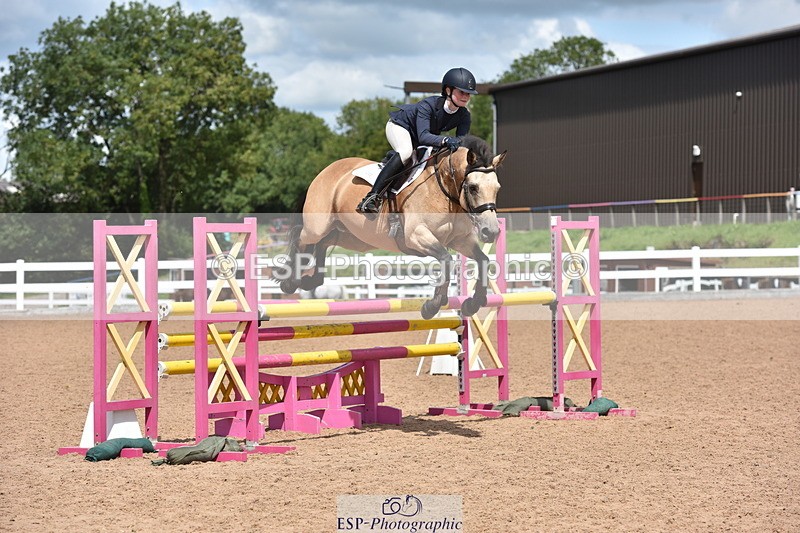 230806A-135800-02277 - Cls 21 Pony Newcomers & 1m Open