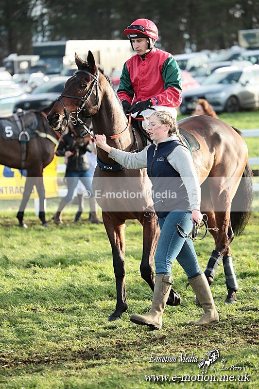 PtP 141225  1995 - New Forest Hounds PtP Larkhill 14/12/25