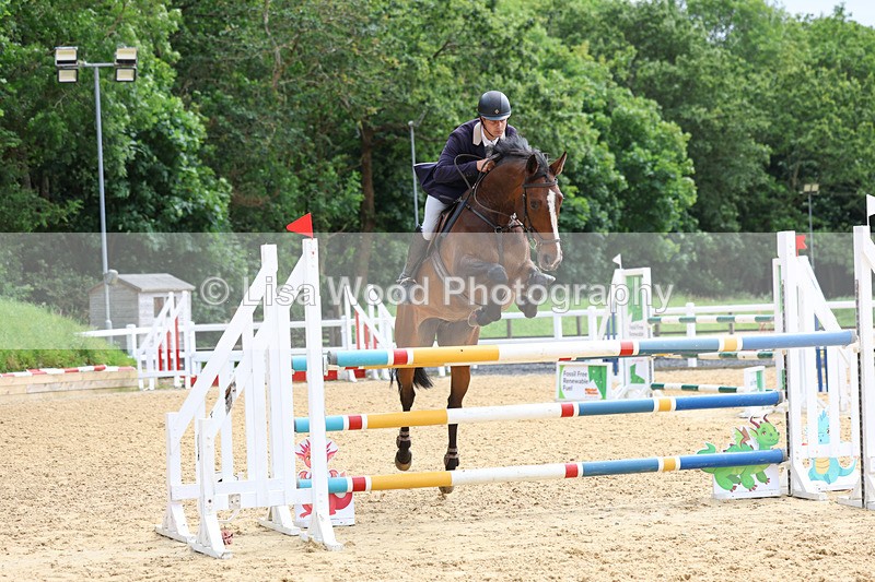 3E7A4368 - Class 8: Senior Foxhunter/1.20 open