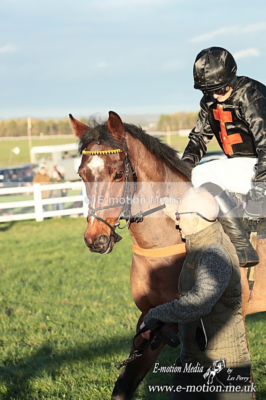 PtP 301125  0887 - Hursley Hambledon Point-to-Point Larkhill Racecourse 30/12/2025