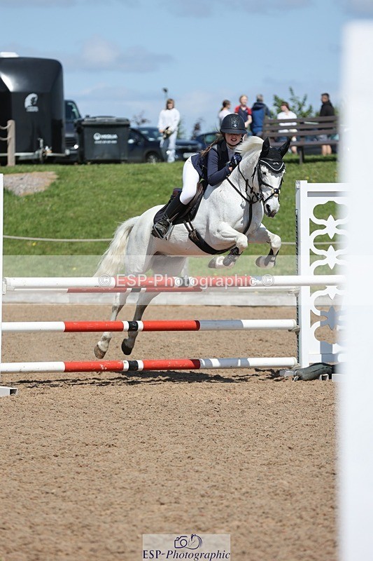 250504-120706-02436 - Cls 4 Pony Newcomers and 1m Open