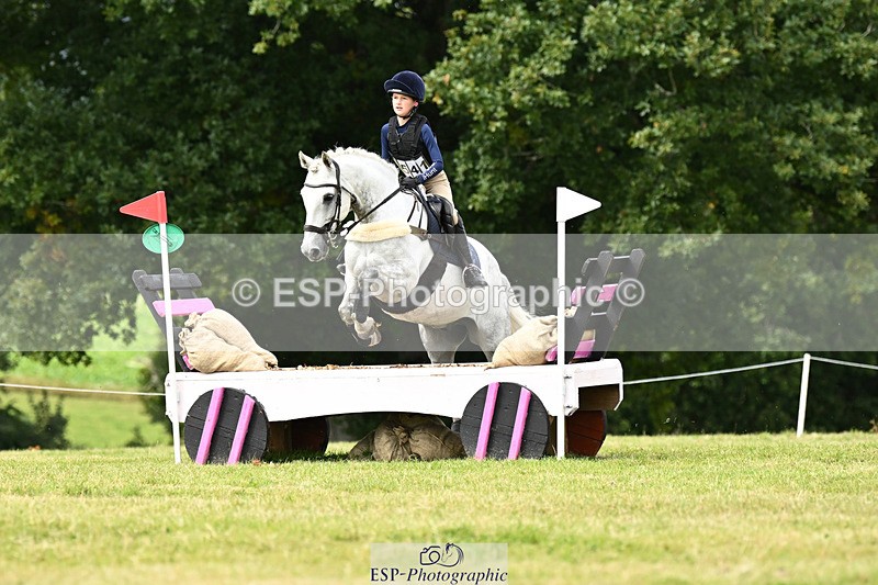 240825X-115838-32177 - 70cm XC 11.00 to 12.00