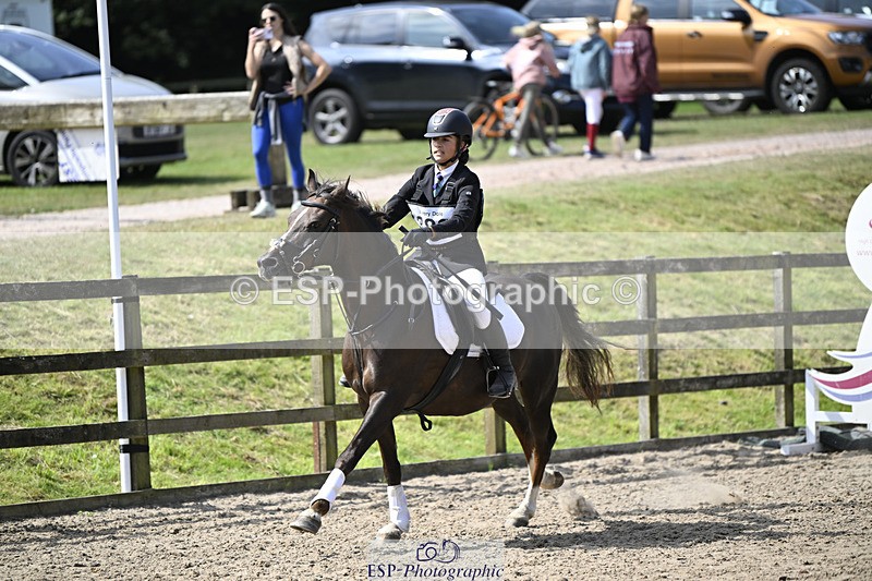 240823X-115846-16304 - 60cm R2 11.00 to 12.30