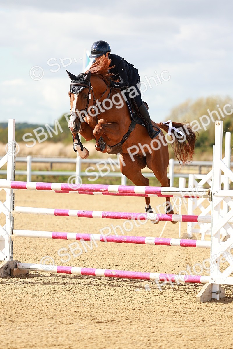 SBM_001868 - Class 5 - Senior Foxhunter - 1.20m
