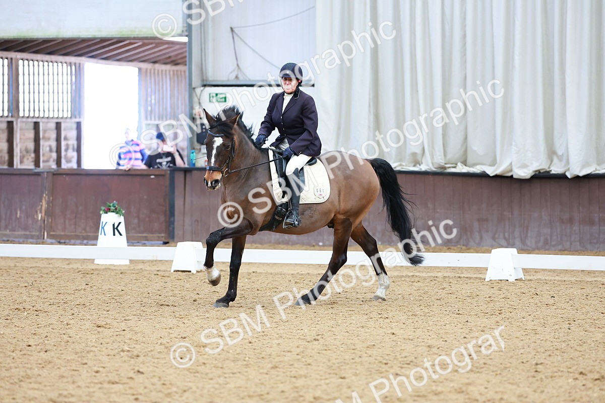 SBM_003640 - Class 15-16-18 - Novice 3-Elementary 1-PYO