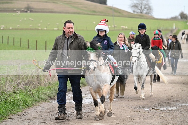 WJ7_1338 - Walk Home