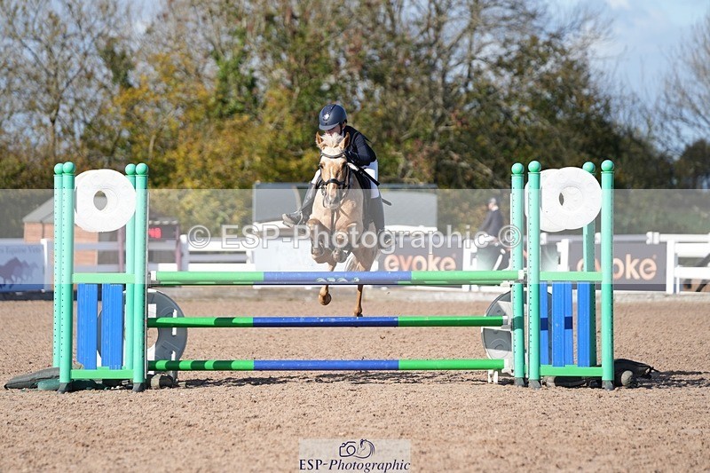 251025-133105-00542 - Cls 10 Pony Newcomers and 1m