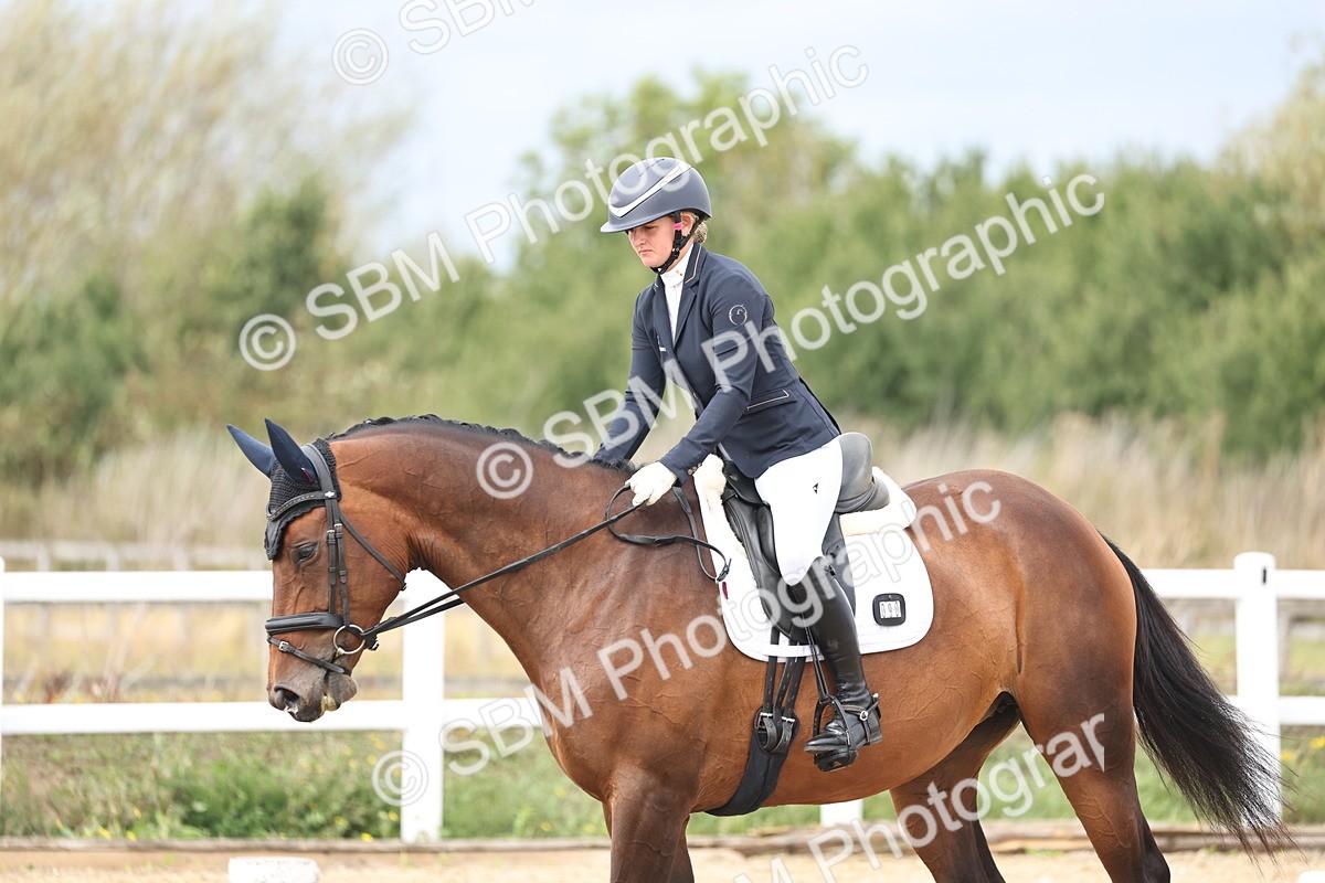 SBM_002559 - Class 7 - Novice 2 Warm Up
