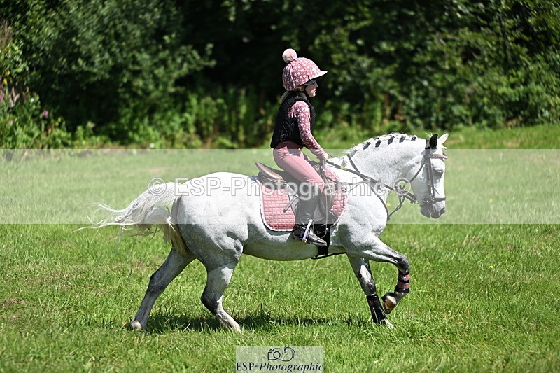 240729B-142226-02735 - Abbie's Group XC