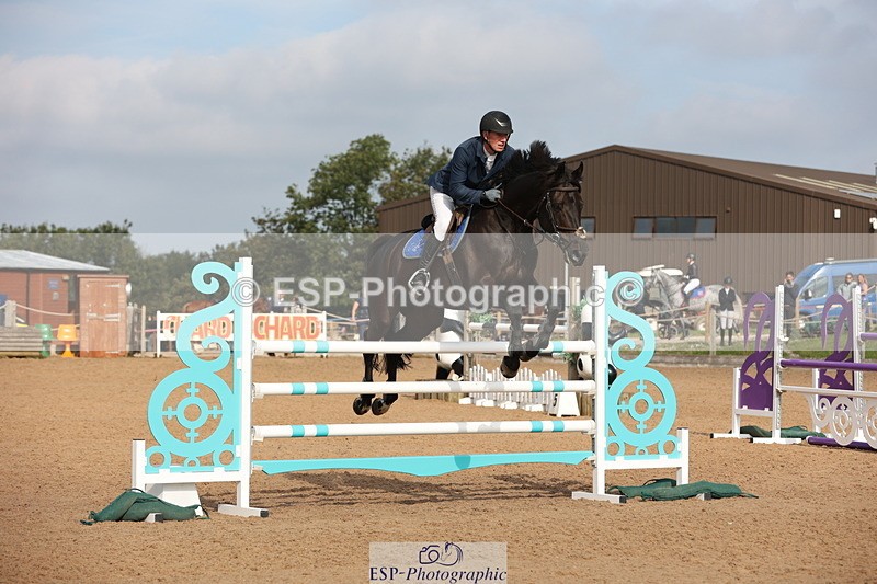 230915A-104113-01504 - Cls 2 Snr Foxhunter