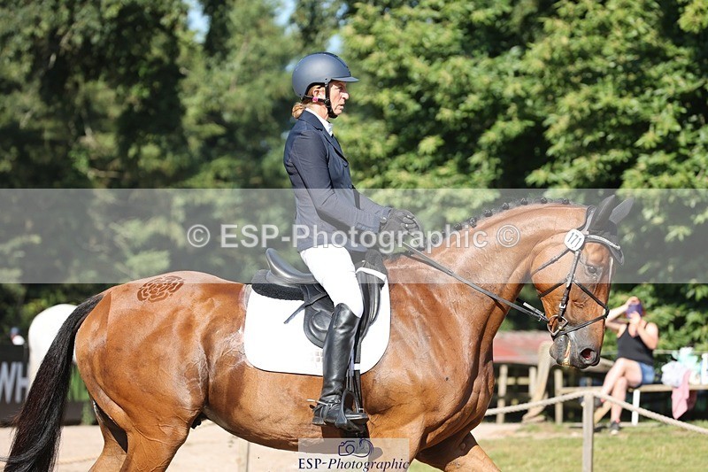 240719-090205-00006 - 171-Sophie_Hawke-Enormouse