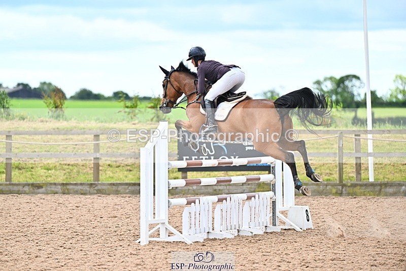 240608A-122816-02285 - Cls 4 Snr Newcomers and 1.10m Open