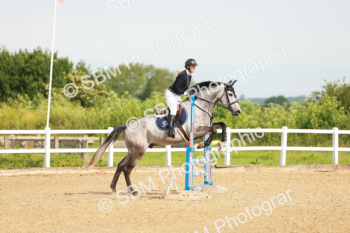 SBM_000008 - Class 1 - Clear Round