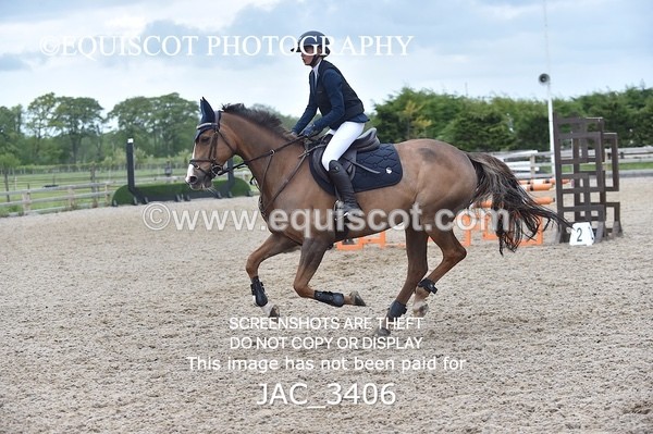JAC_3406 - CLASS 4 Senior BritiNovice/ 90cm Open