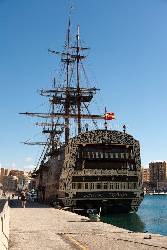 YR6M7650  (RM) - Worldwide