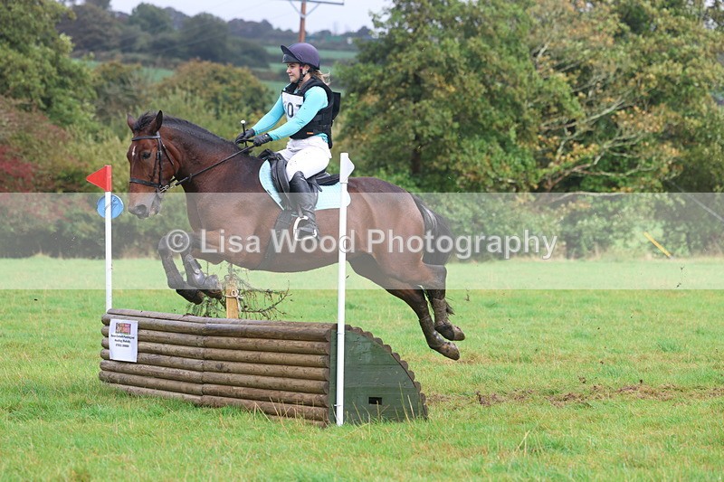 3E7A1643 - Class 3: 70cm Pairs: Half Roll Top