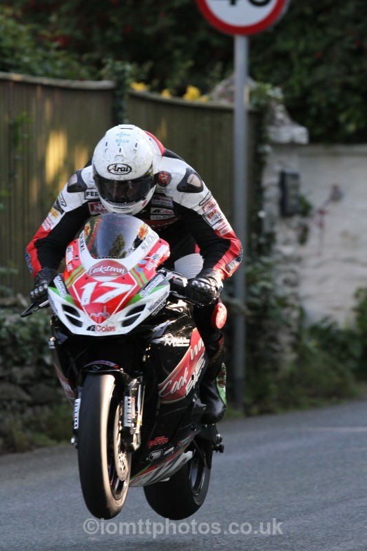 Dan Kneen Kawasaki / Cookstown B.E.Racing - Friday Practice - Solos