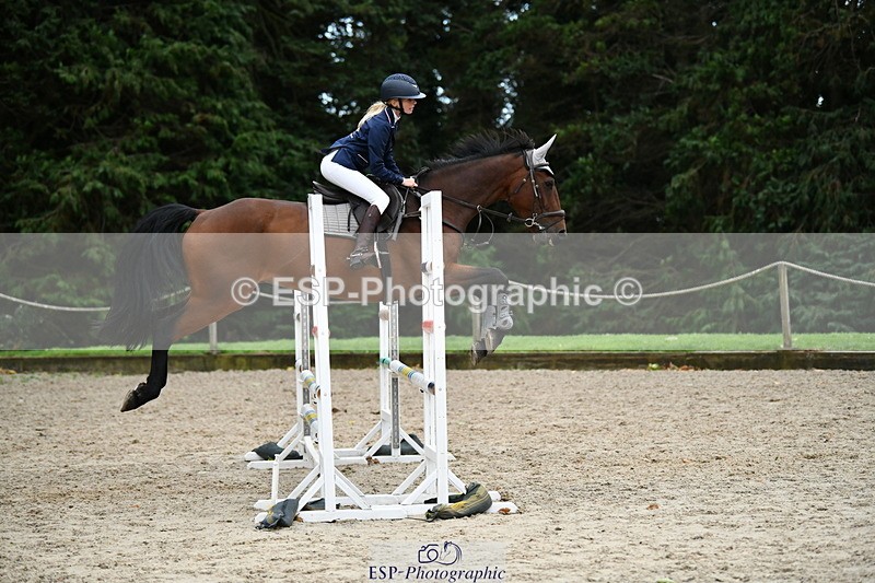 251004A-165937-02327 - Classes 10 & 11 80cm