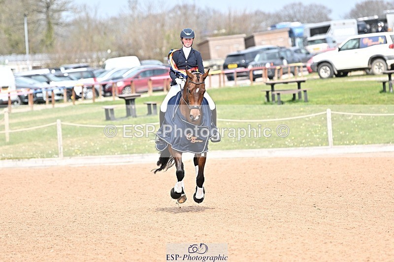 250403-133823-02106 - Cls 3 Adv Medium Presentations