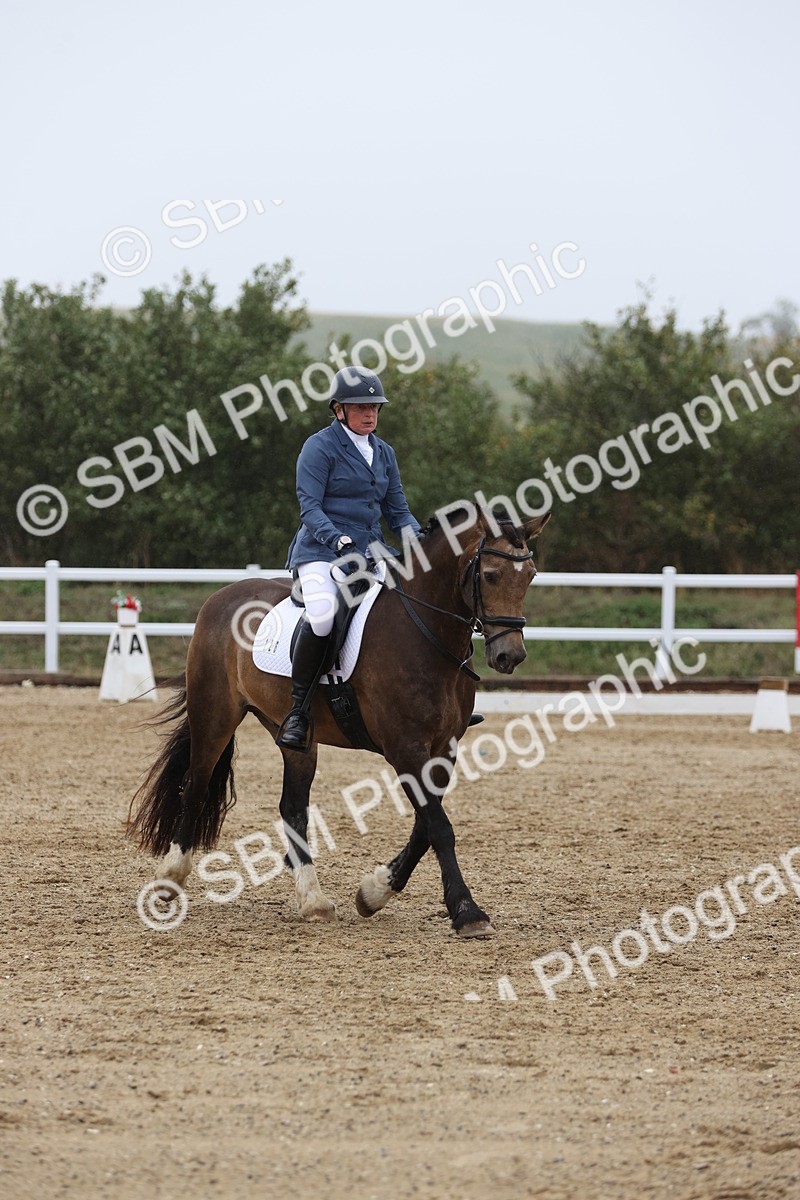 SBM_004460 - Class 9 - Novice 3 Champs