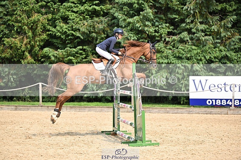240818-150428-05078 - Cls 12A Snr Foxhunter & 1.20m Open