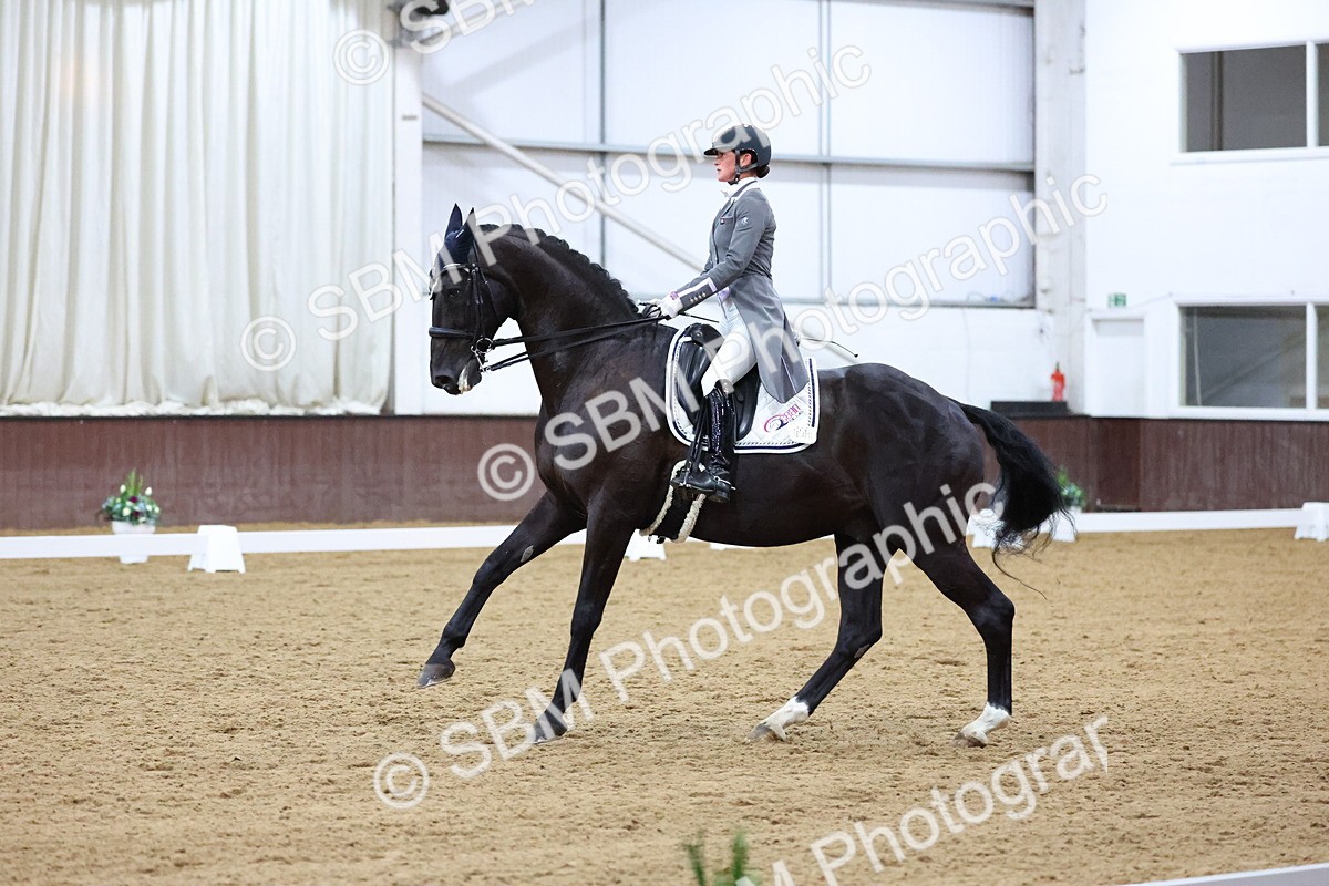 SBM_009541 - Class 14 - FEI Grand Prix - 19.27-20.27