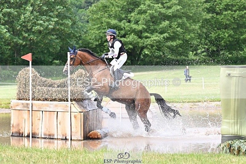 260531A-131147-24053 - G-710-Alexandra.Knowles