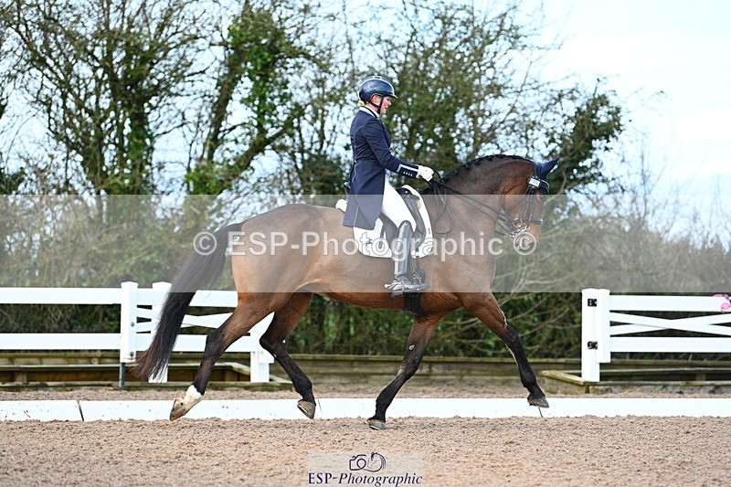 240218A-111005-06143 - 199-Nicola.Buchanan-St.Giles.flamboyant