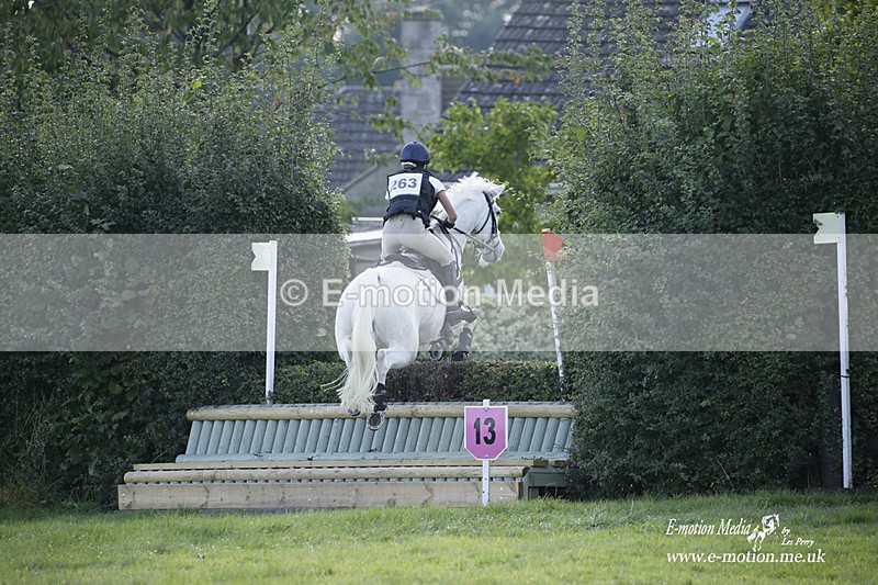  WWHT 171021 4051 - Open (1.00m)  17/10/21