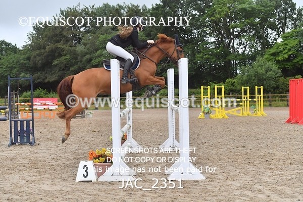 JAC_2351 - CLASS 12  Pony Foxhunter/ 1.10m Open