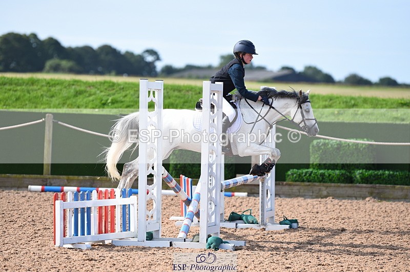 230716A-091840-01887 - Cls 32 Stepping Stones 128cm & 138cm