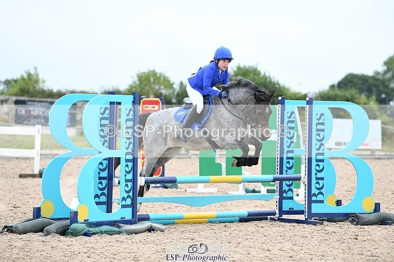 250807-125948-00924 - 70cm Round 2