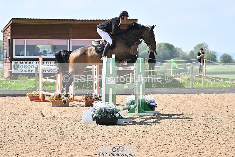 240509A-143952-02496 - Cls 11 National 1.40m Open