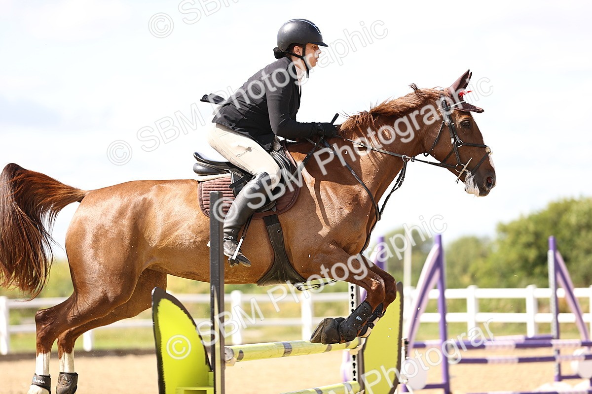 SBM_001379 - Class 6 - Senior Newcomers - 1.10m