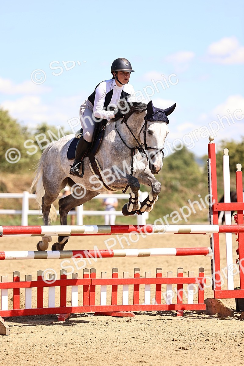 SBM_014892 - Class 15 - Senior Newcomers - 1.10m Open