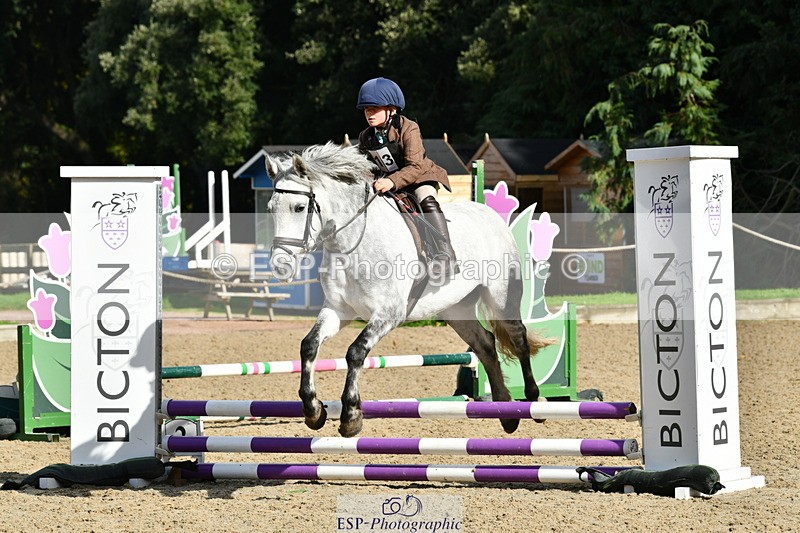 251004A-120414-00877 - Classes 4 & 5 50cm