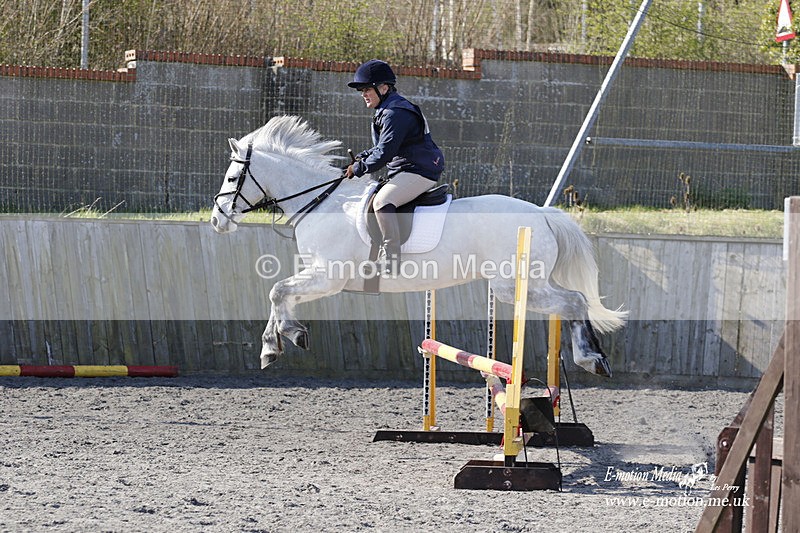 _EST0338 - Bourne Valley Riding Club Winter Showjumping 27/03/22