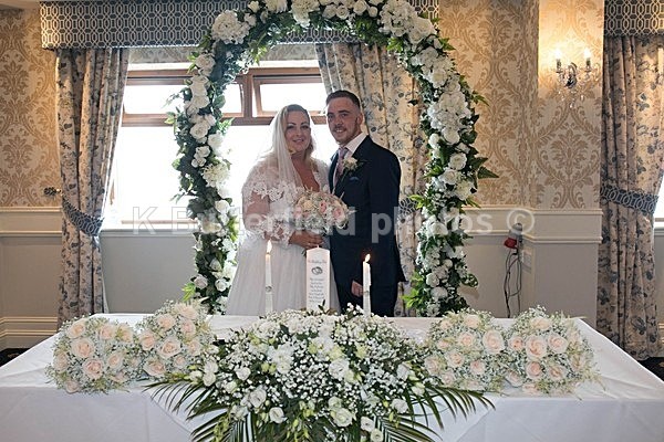 290 - Kirsty and Michael Gaynor Castle Arch Hotel