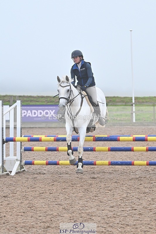 240813-192540-00921 - Classes 7 A&B 90cm